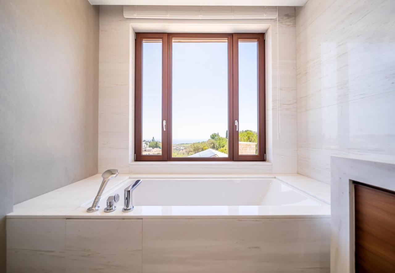 Villa Elea, New Deluxe Golf Villa At Aphrodite Hills - 6 Bedrooms, 7 Bathrooms Kouklia Exterior photo